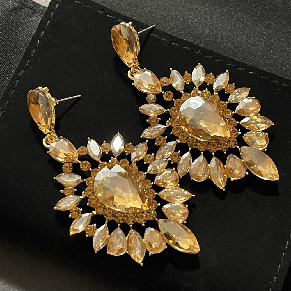 ✨ Stunning Amber Rhinestones Chandelier Drop Earrings
